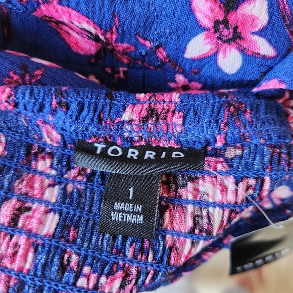 Torrid Blue Pink Floral Peplum Eyelet Cami size 1x Tank Top Spring Summer - Picture 9 of 9